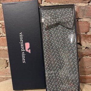 Vineyard Vines~ NWT!!~ (Retail $110.) 
Champagne 🍾 Party…. Formal Set 🥂